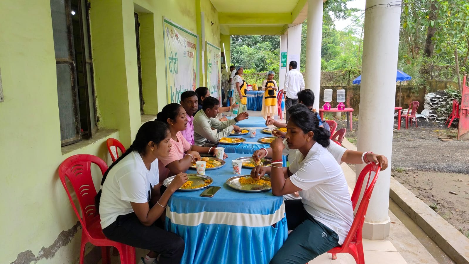 पाकुड़ में जिला प्रशासन का "प्रोजेक्ट बदलाव" ग्रामीण महिलाओं में ला रहा आर्थिक सुदृढ़ीकरण